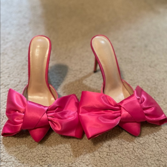 Shoes | Pink Elephant Bow Heels | Poshmark